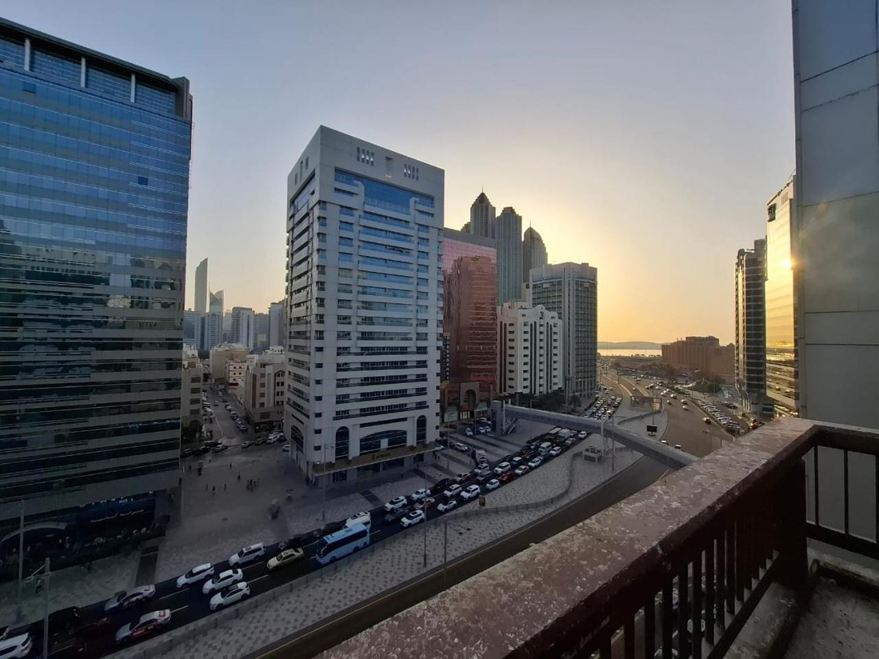 Homestay 4 Beds In A For Group Abu Dhabi