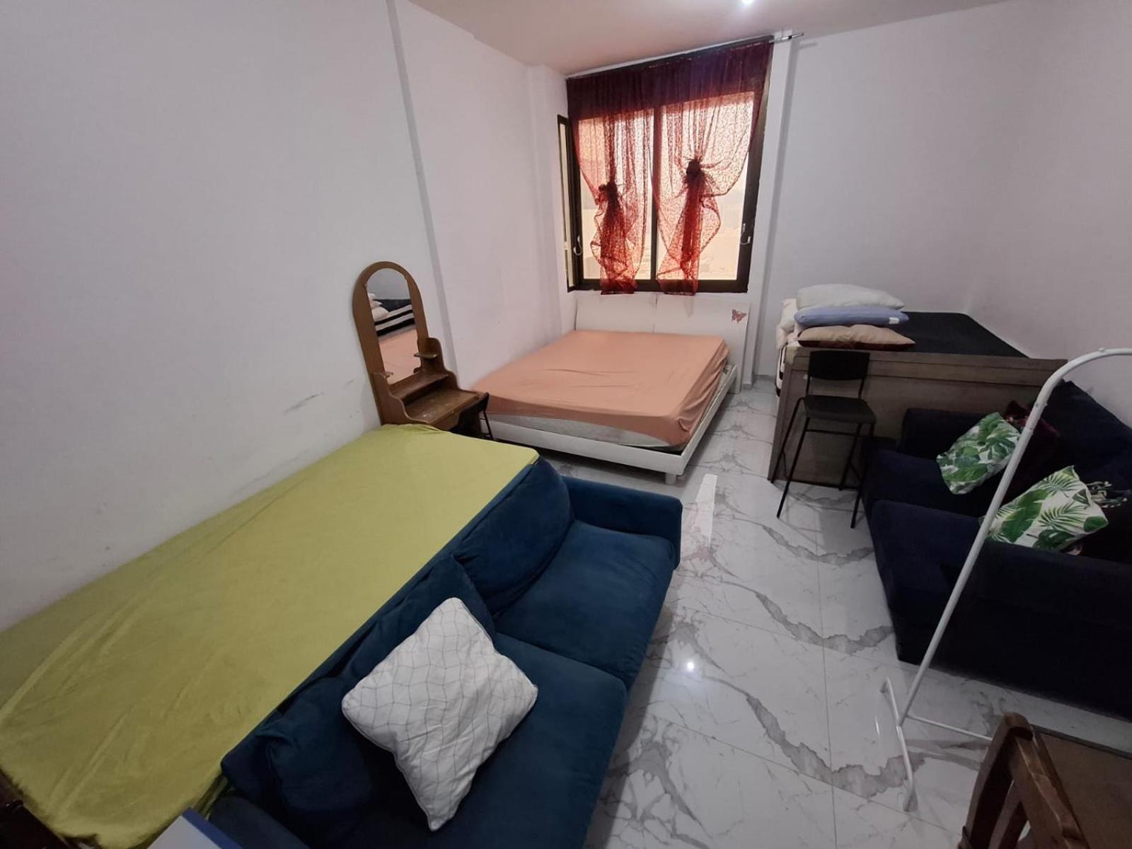 4 Beds In A For Group Homestay