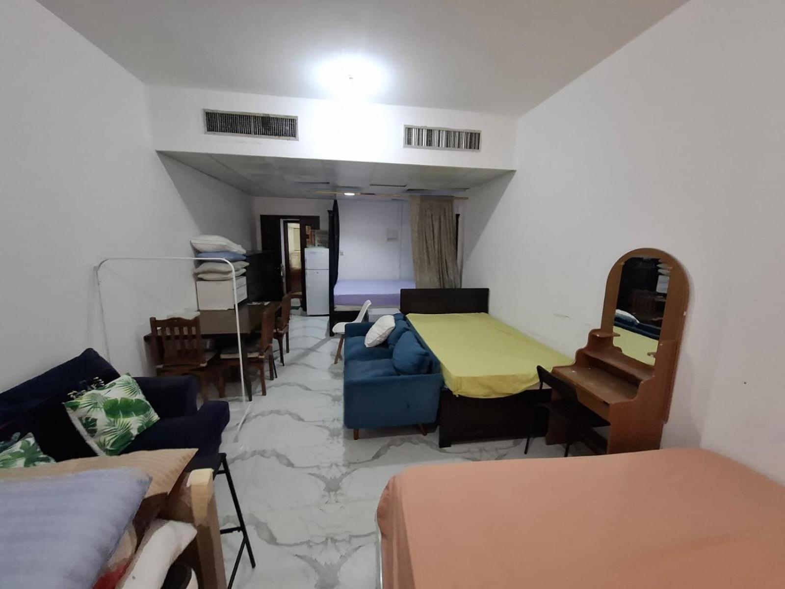 4 Beds In A For Group Homestay Abu Dhabi